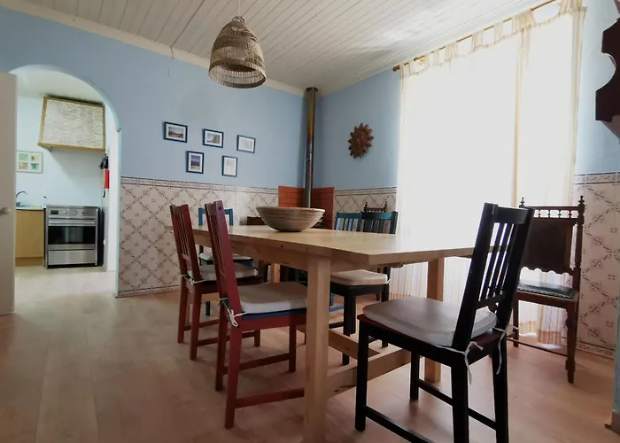 Casa Do Terraco By Madrabica