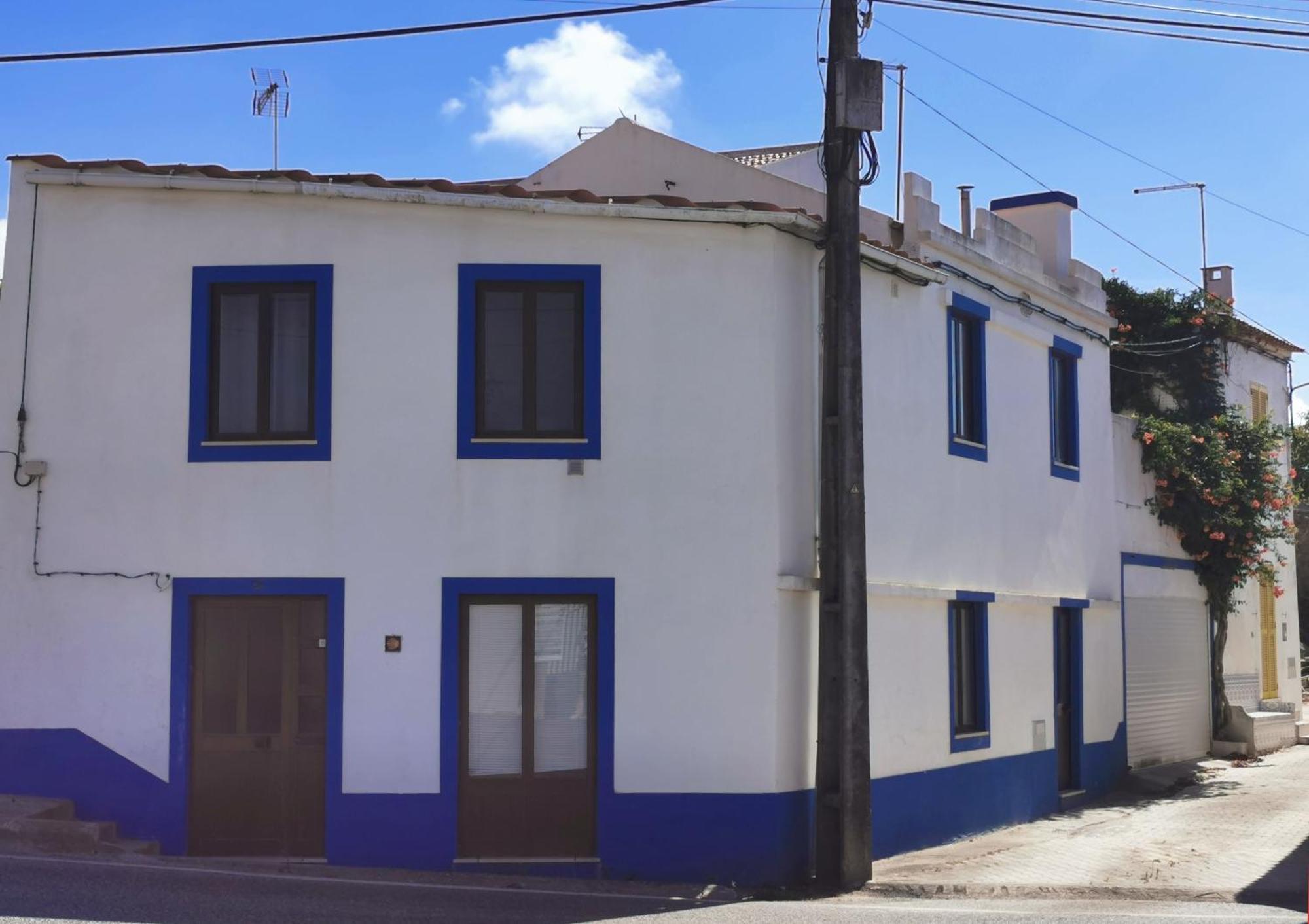 Casa Do Terraco By Madrabica
